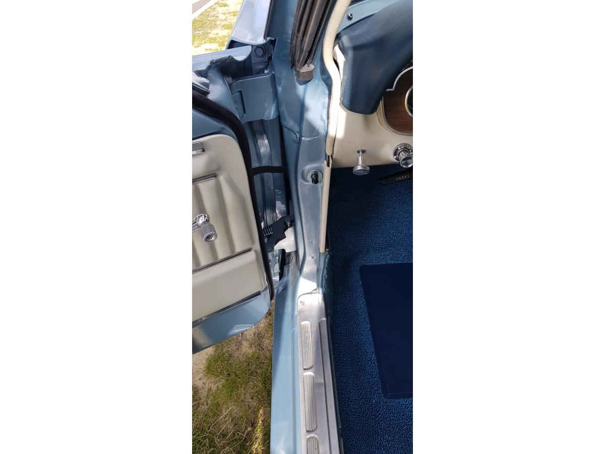 FORD MUSTANG HARDTOP