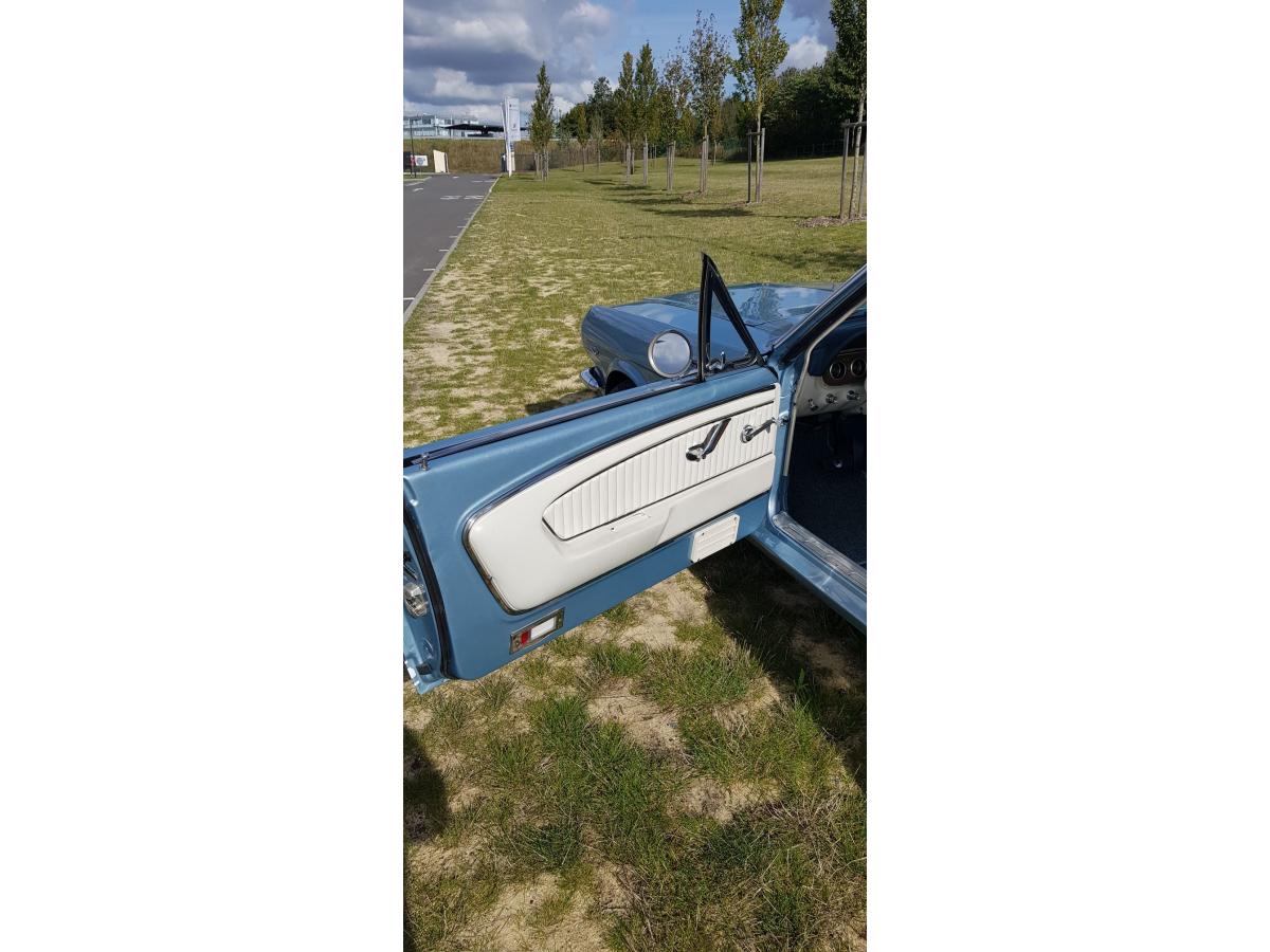 FORD MUSTANG HARDTOP