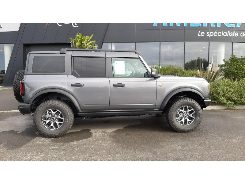 FORD BRONCO BADLANDS 4 DOORS