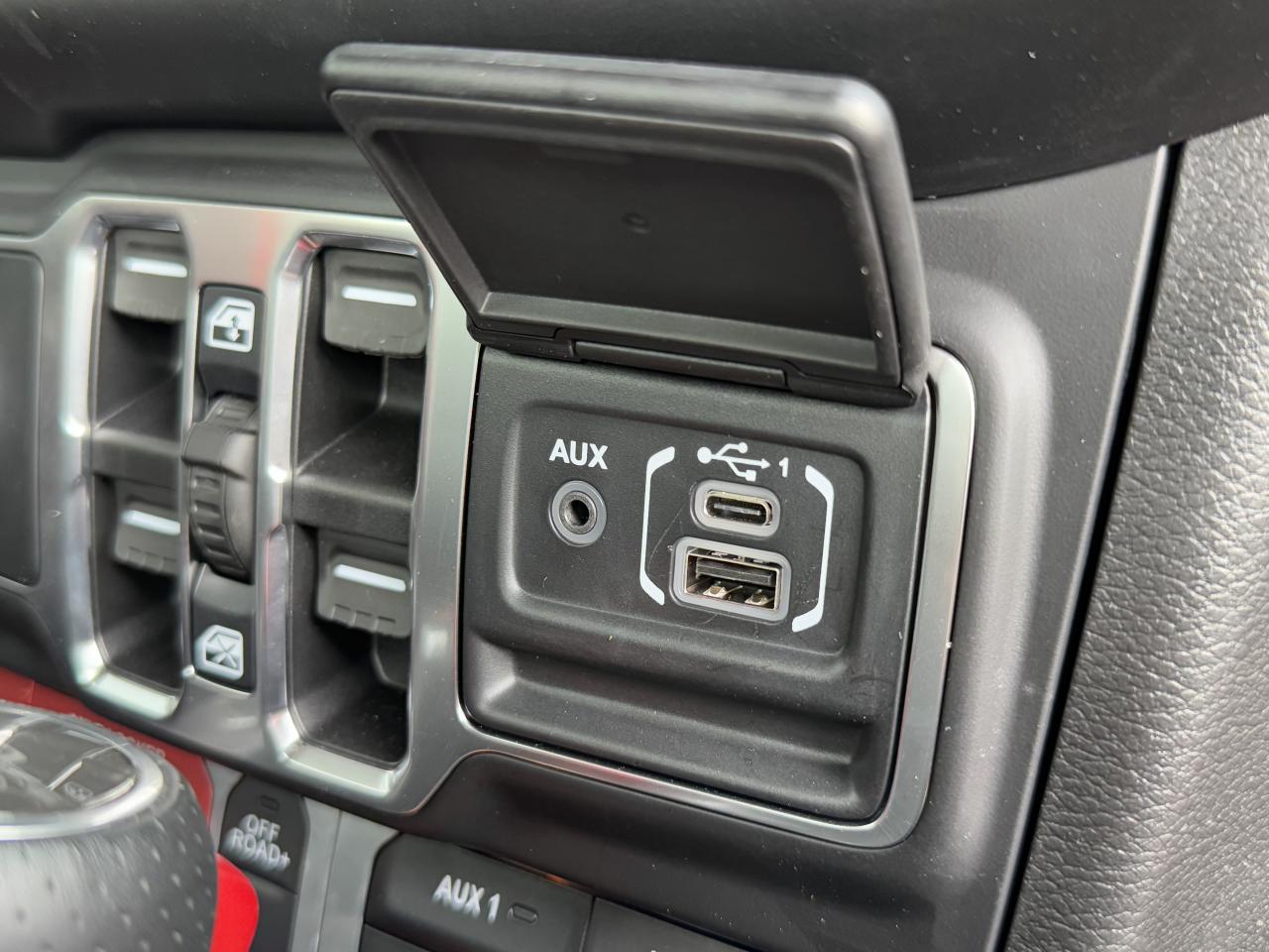 JEEP GLADIATOR Crew cab MOJAVE V6 3.6L Pentastar VVT