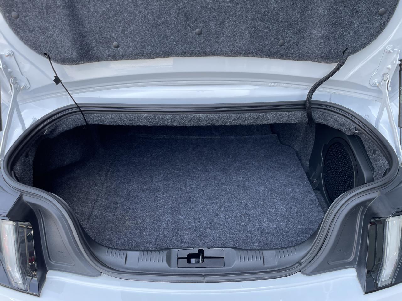 FORD MUSTANG GT CABRIOLET V8 5.0L BVA10 MAGNERIDE