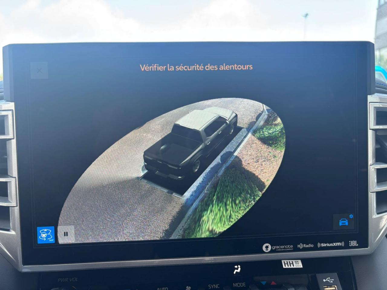 TOYOTA TUNDRA Crewmax PLATINUM