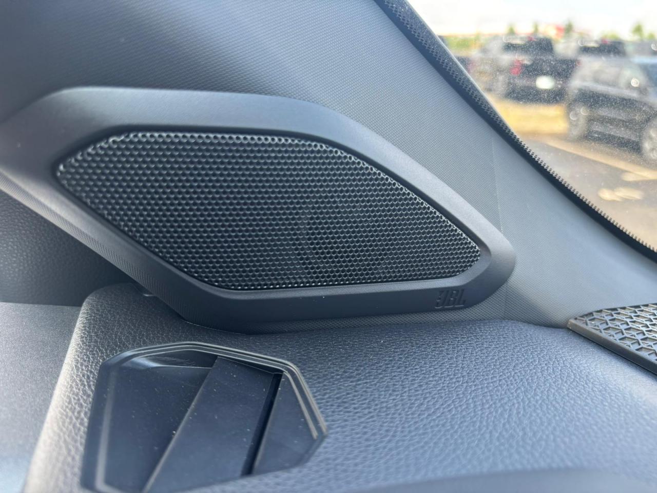 TOYOTA TUNDRA Crewmax PLATINUM