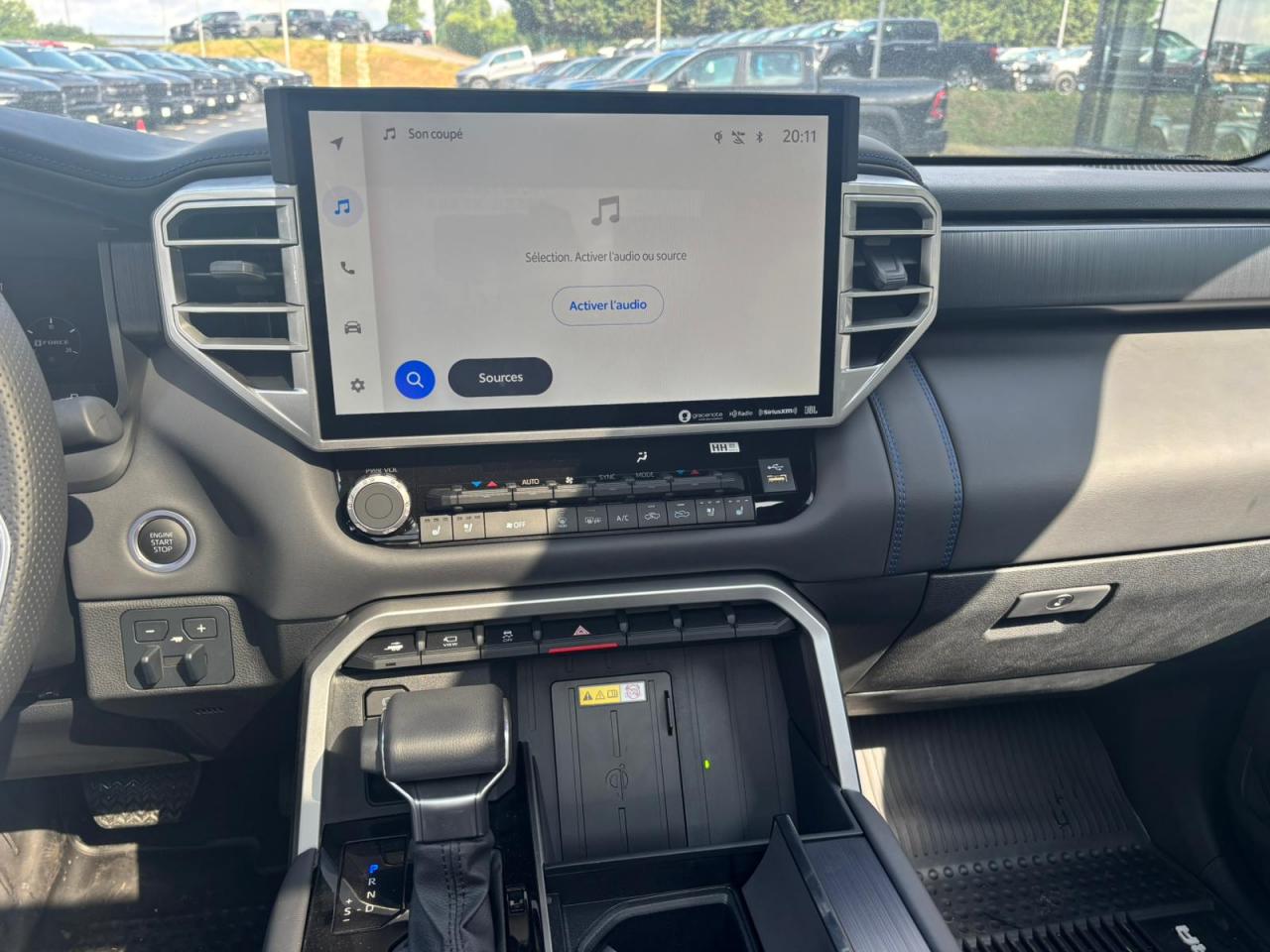 TOYOTA TUNDRA Crewmax PLATINUM