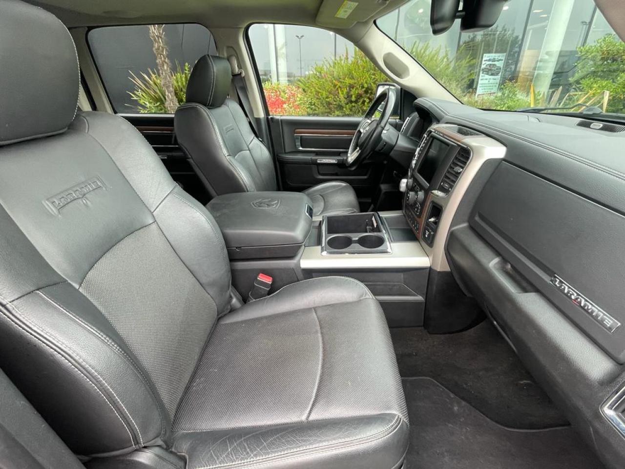 DODGE RAM 1500 crew Laramie ECODIESEL V6 3.0L