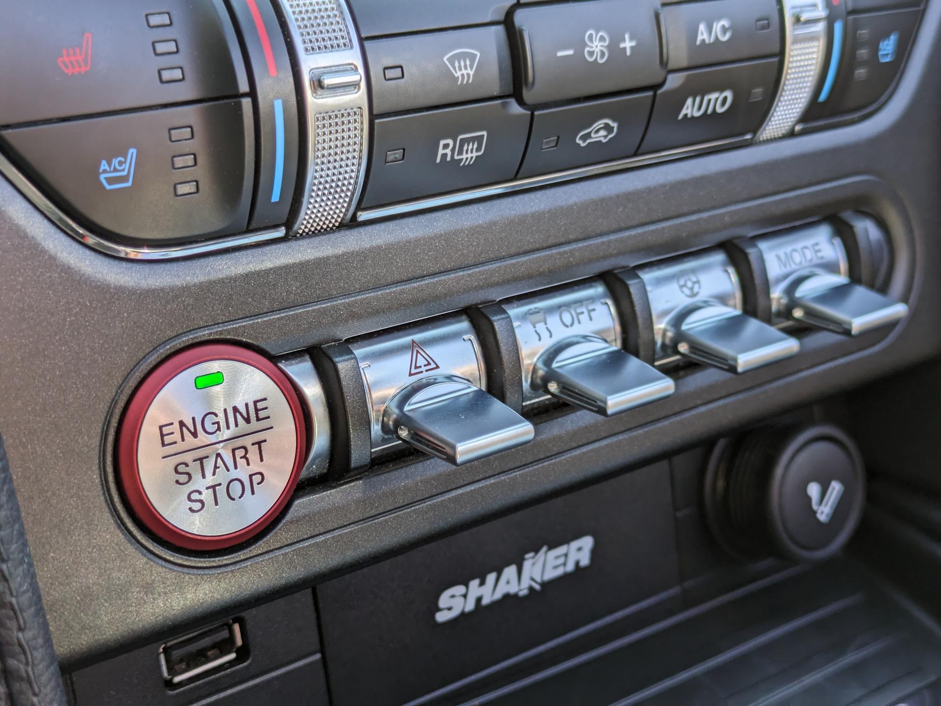 FORD MUSTANG CABRIOLET GT 5.0L V8 BVA