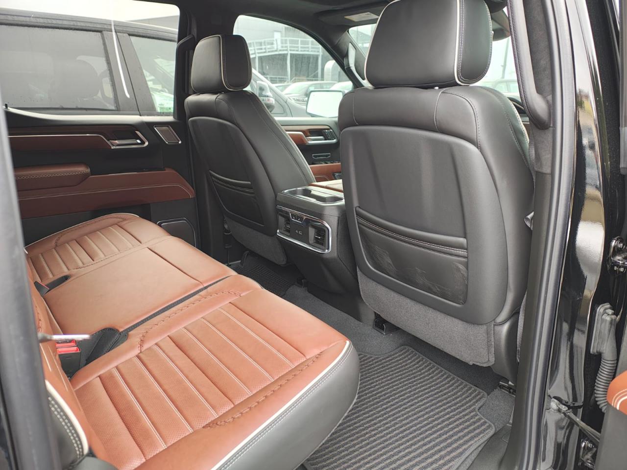 GMC Sierra 1500 Crew cab Denali Ultimate Edition V8 6.2L