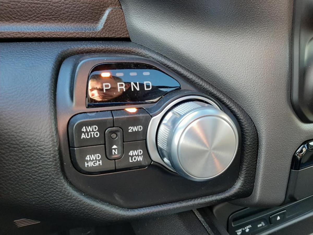 DODGE RAM 1500 CREW SPORT - VENTE A MARCHAND