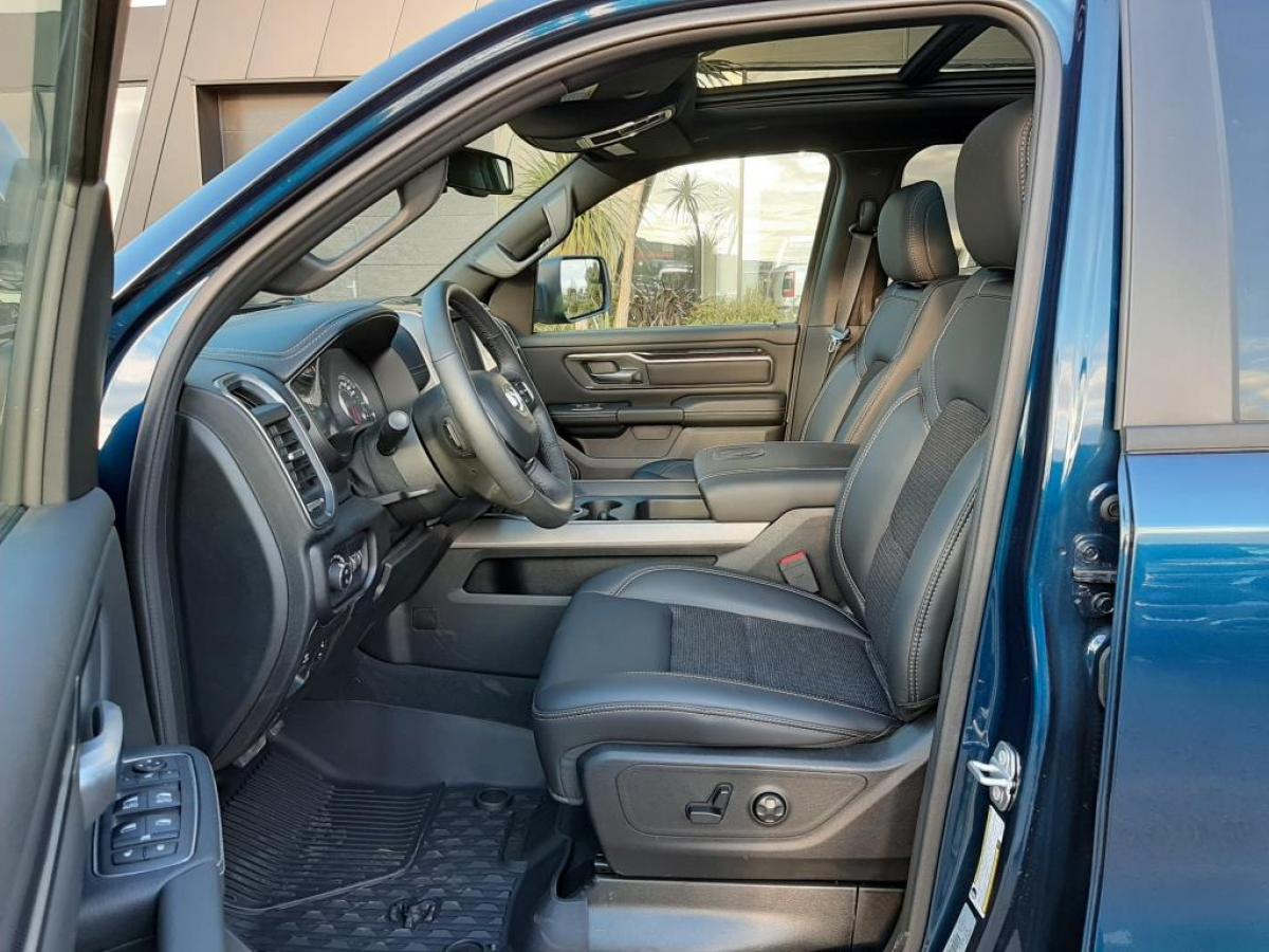 DODGE RAM 1500 CREW SPORT - VENTE A MARCHAND