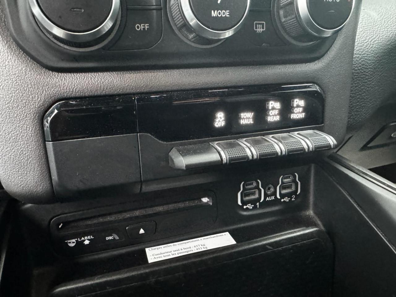 DODGE RAM 1500 CREW SPORT