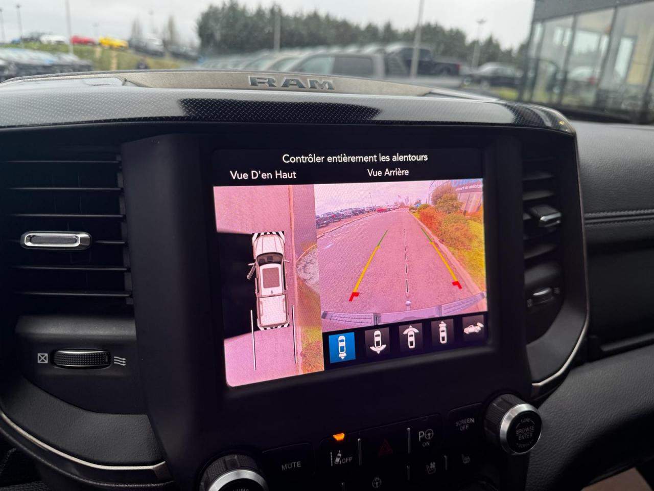 DODGE RAM 1500 CREW SPORT