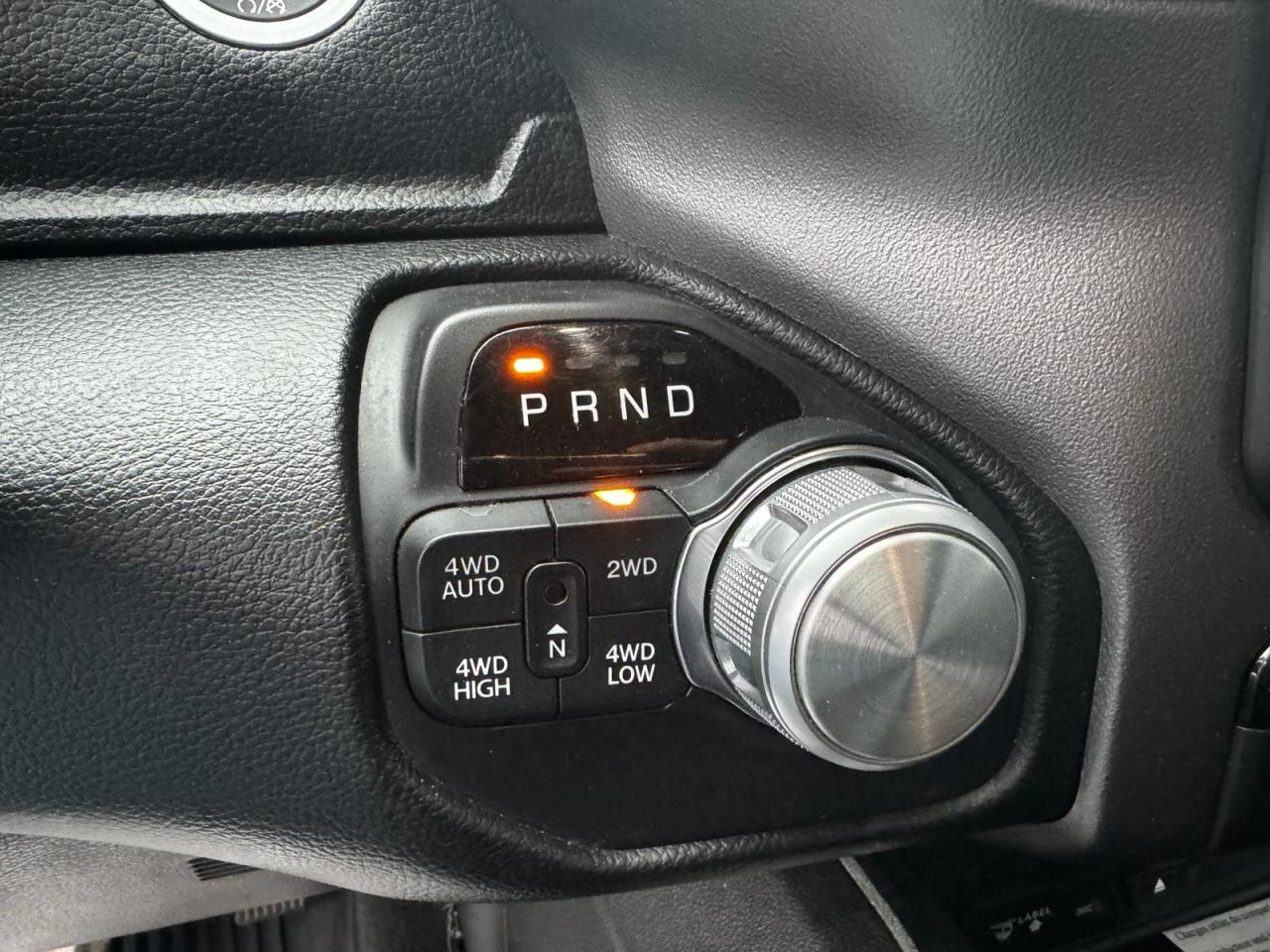 DODGE RAM 1500 CREW SPORT