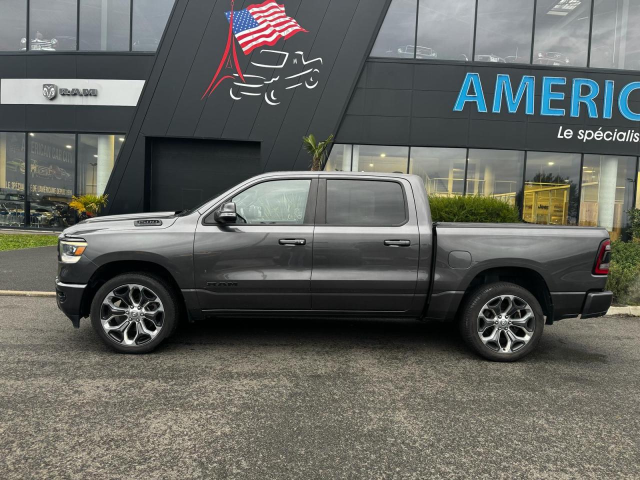 DODGE RAM 1500 CREW SPORT