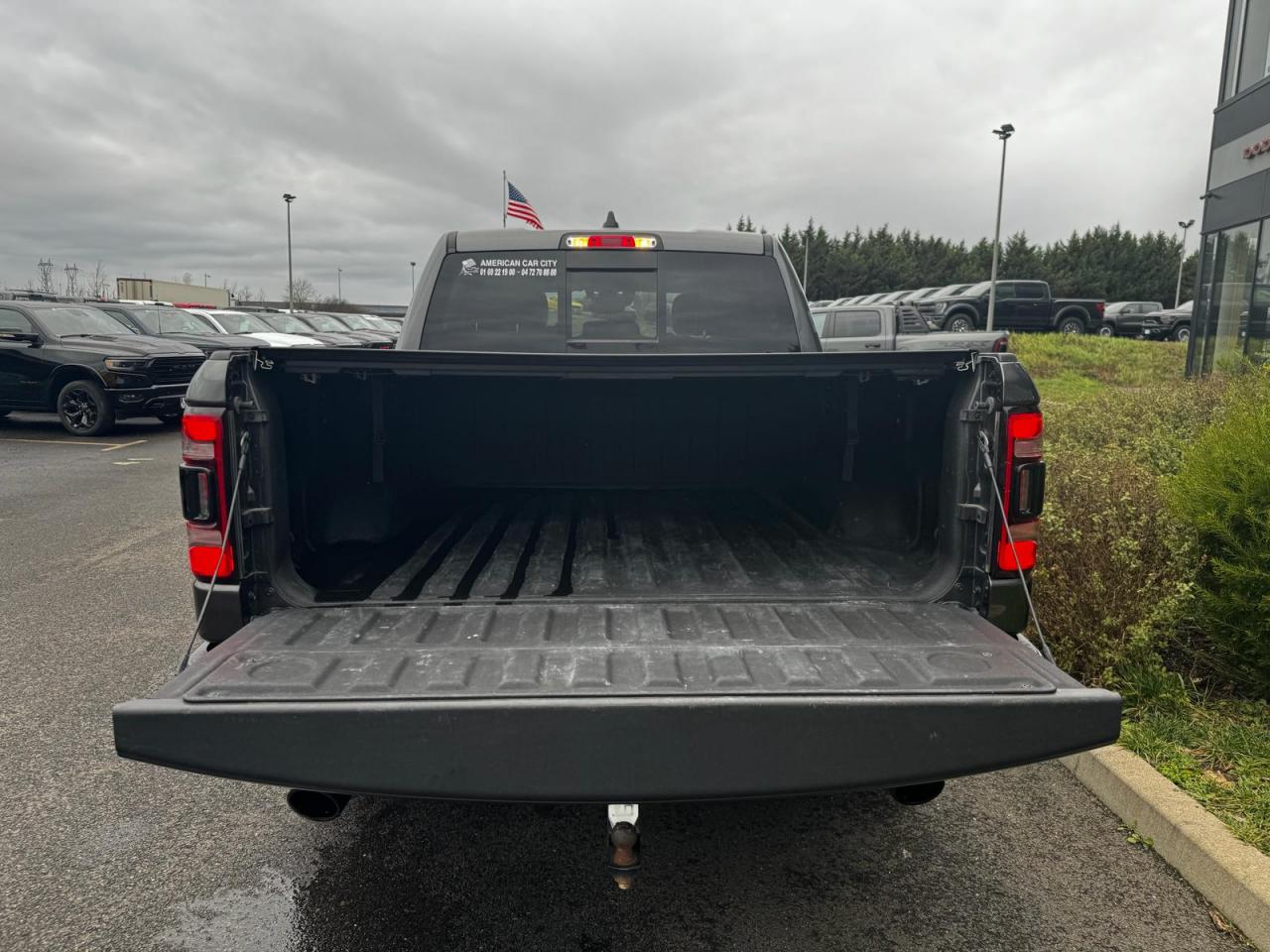 DODGE RAM 1500 CREW SPORT