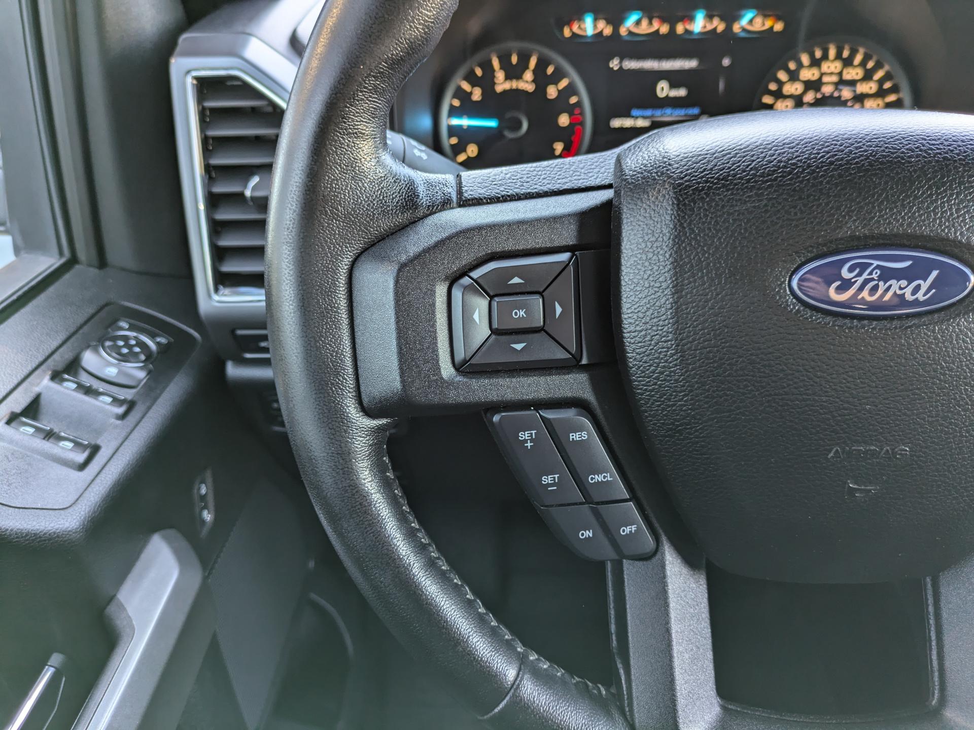 FORD F150 Supercrew XLT V8 5.0L Flexfuel