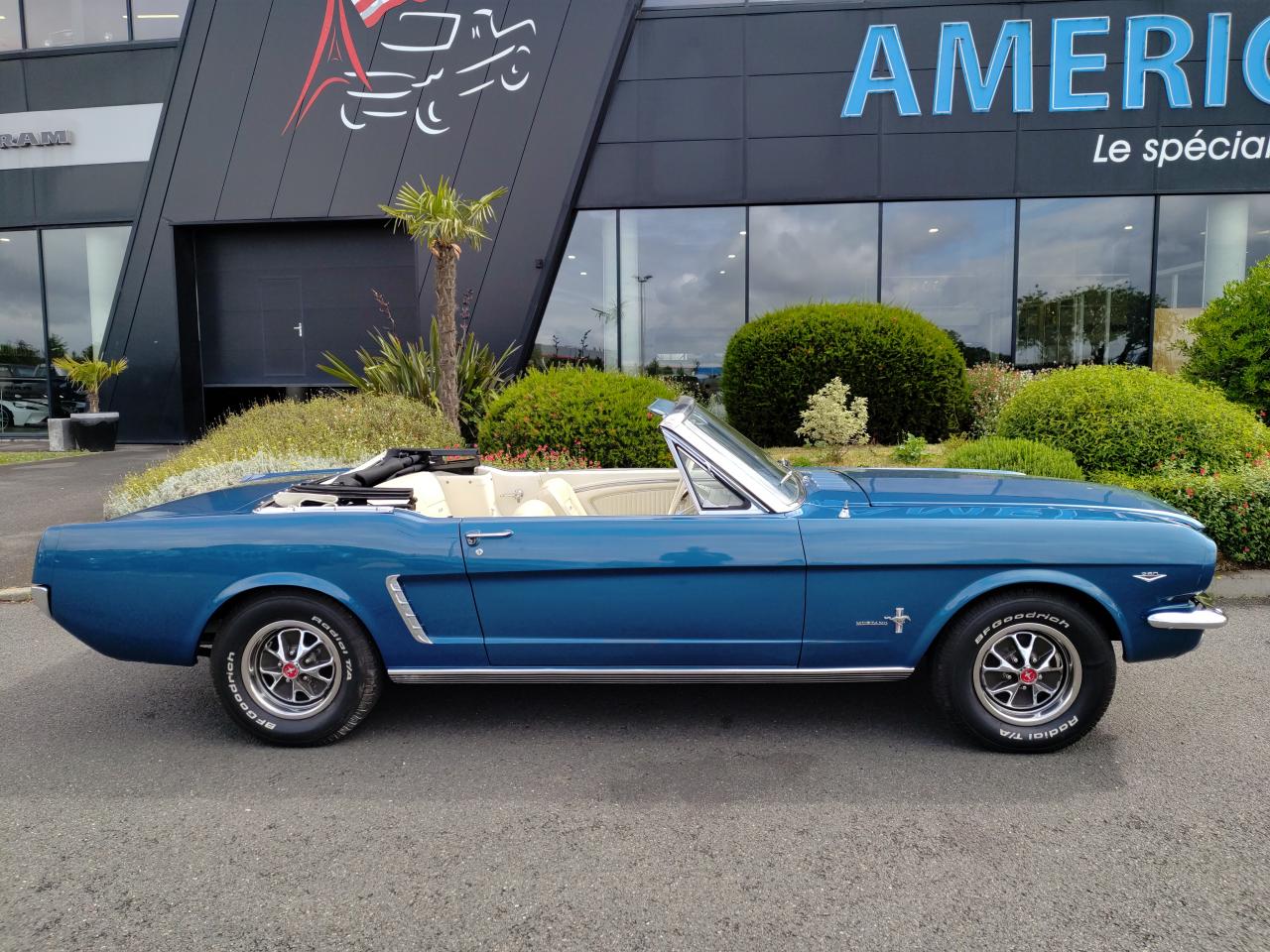 FORD MUSTANG CABRIOLET 260 CODE F