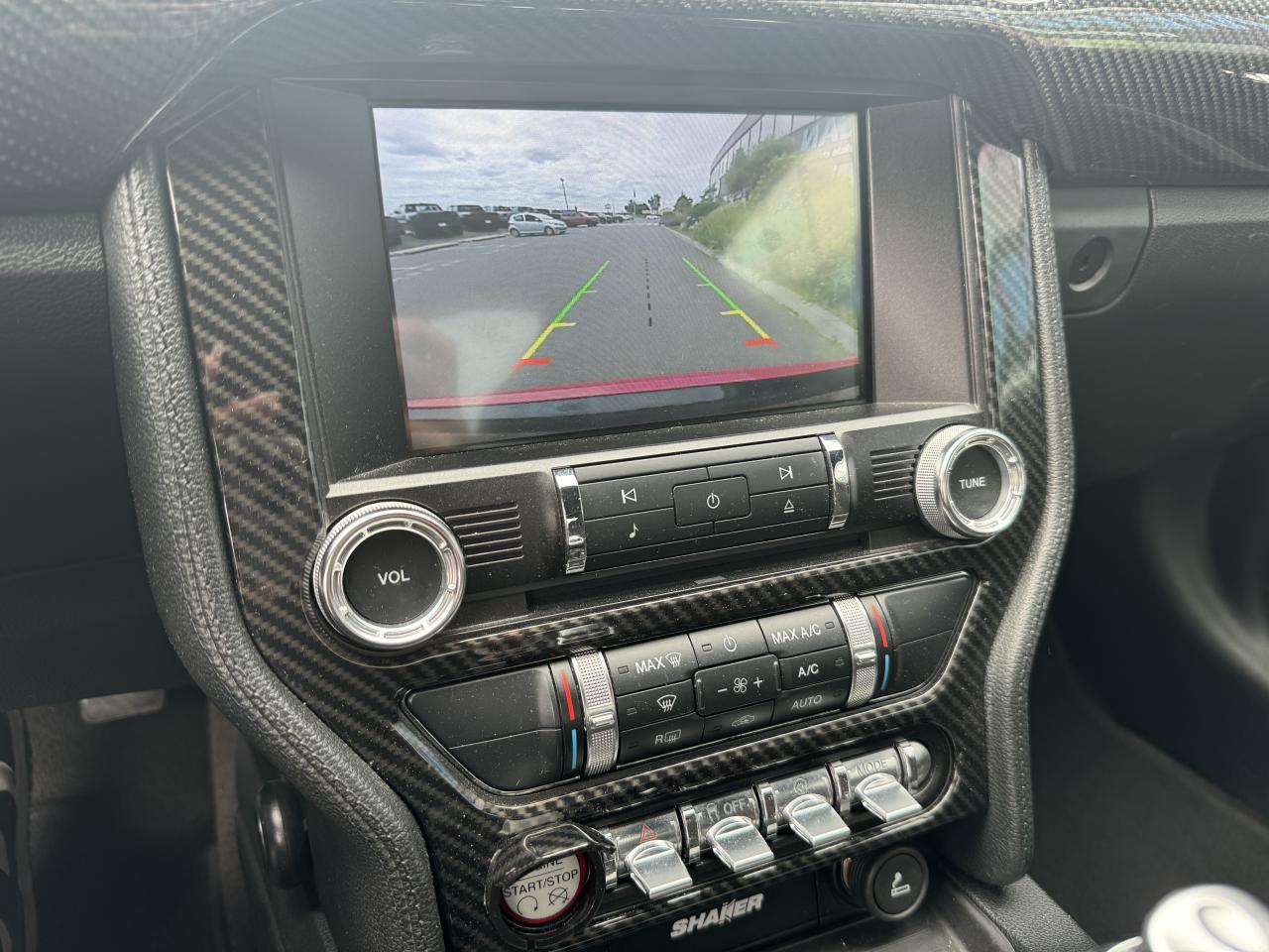 FORD MUSTANG GT Fastback V8 5.0L