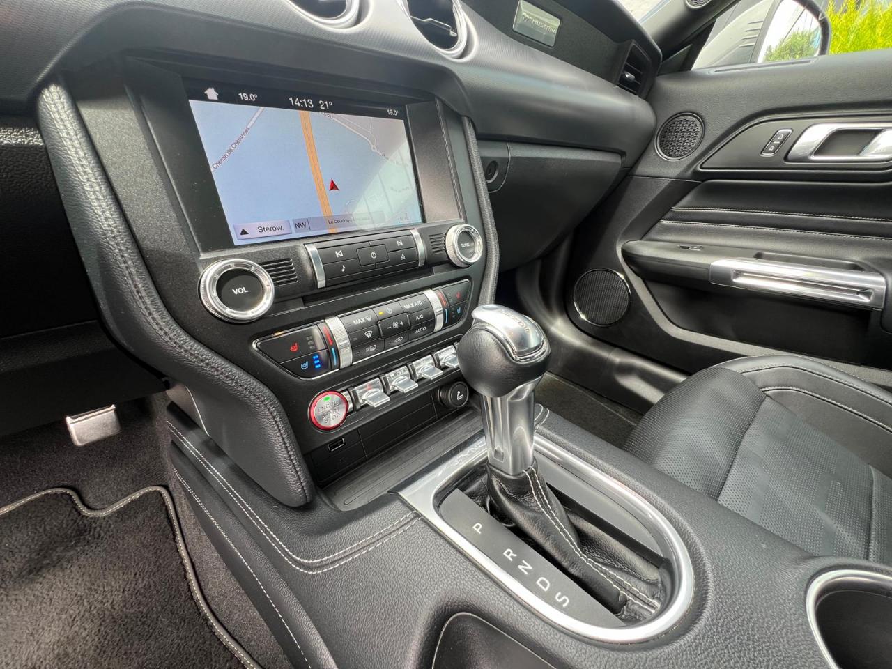 FORD MUSTANG GT FASTBACK V8 5.0L BVA