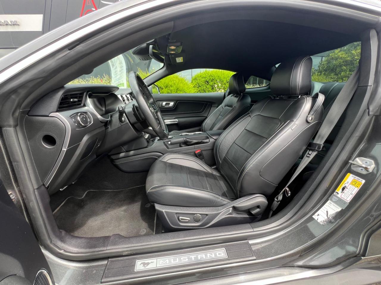 FORD MUSTANG GT FASTBACK V8 5.0L BVA