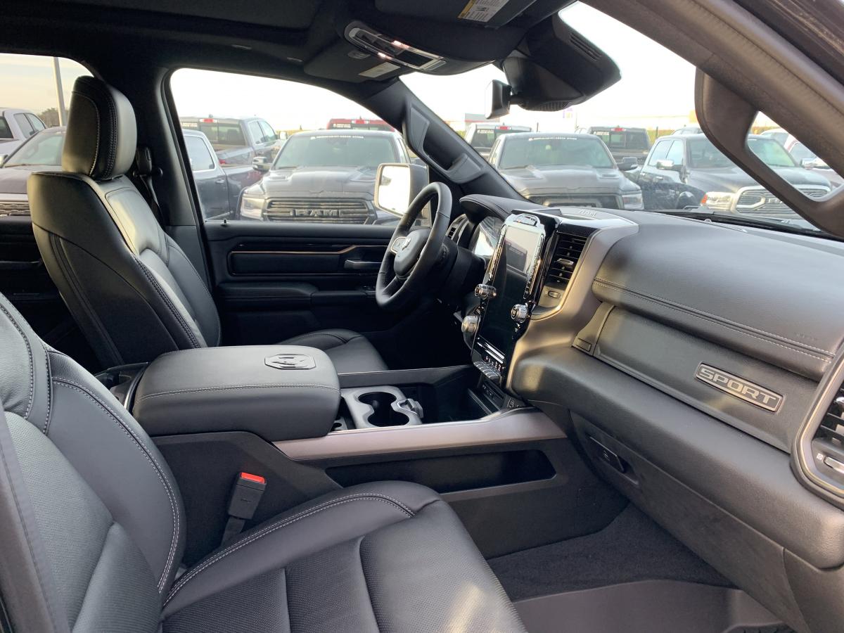 DODGE RAM 1500 CREW SPORT NIGHT EDITION AIR RAMBOX