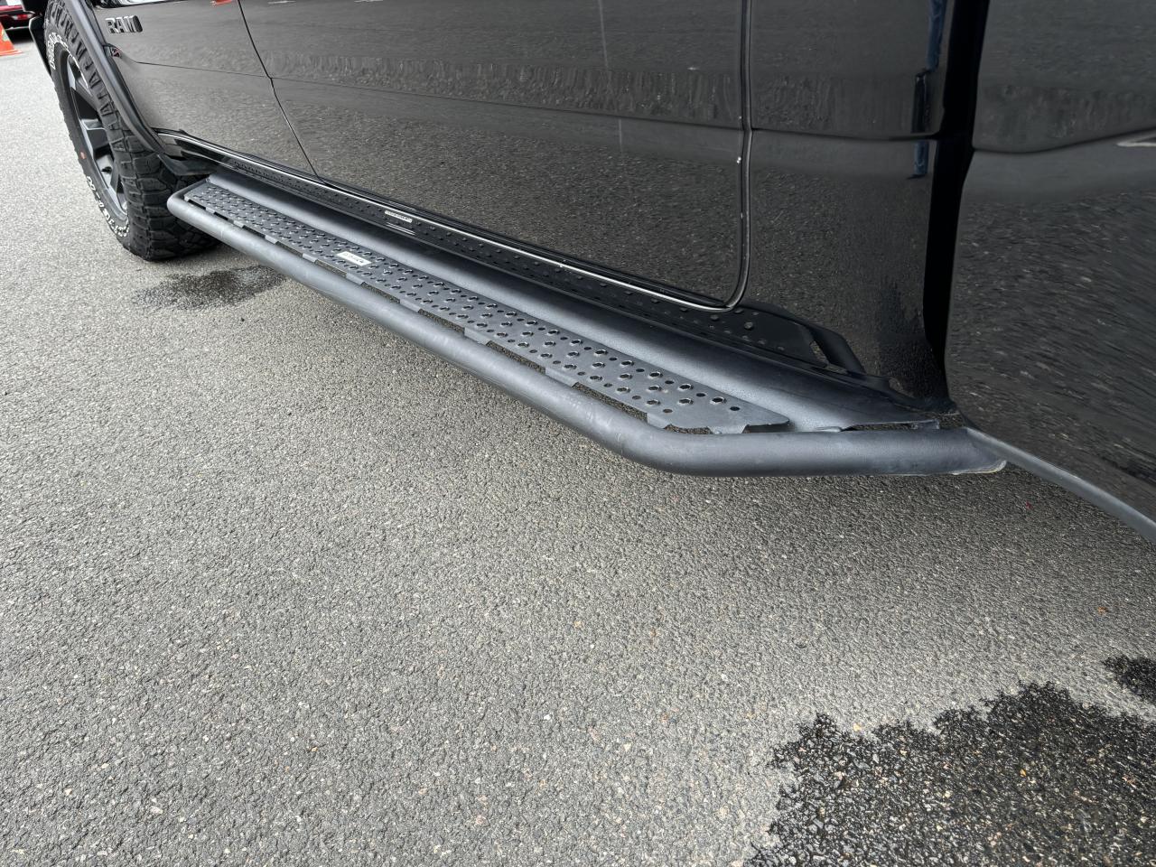 DODGE RAM 1500 CREW REBEL AIR