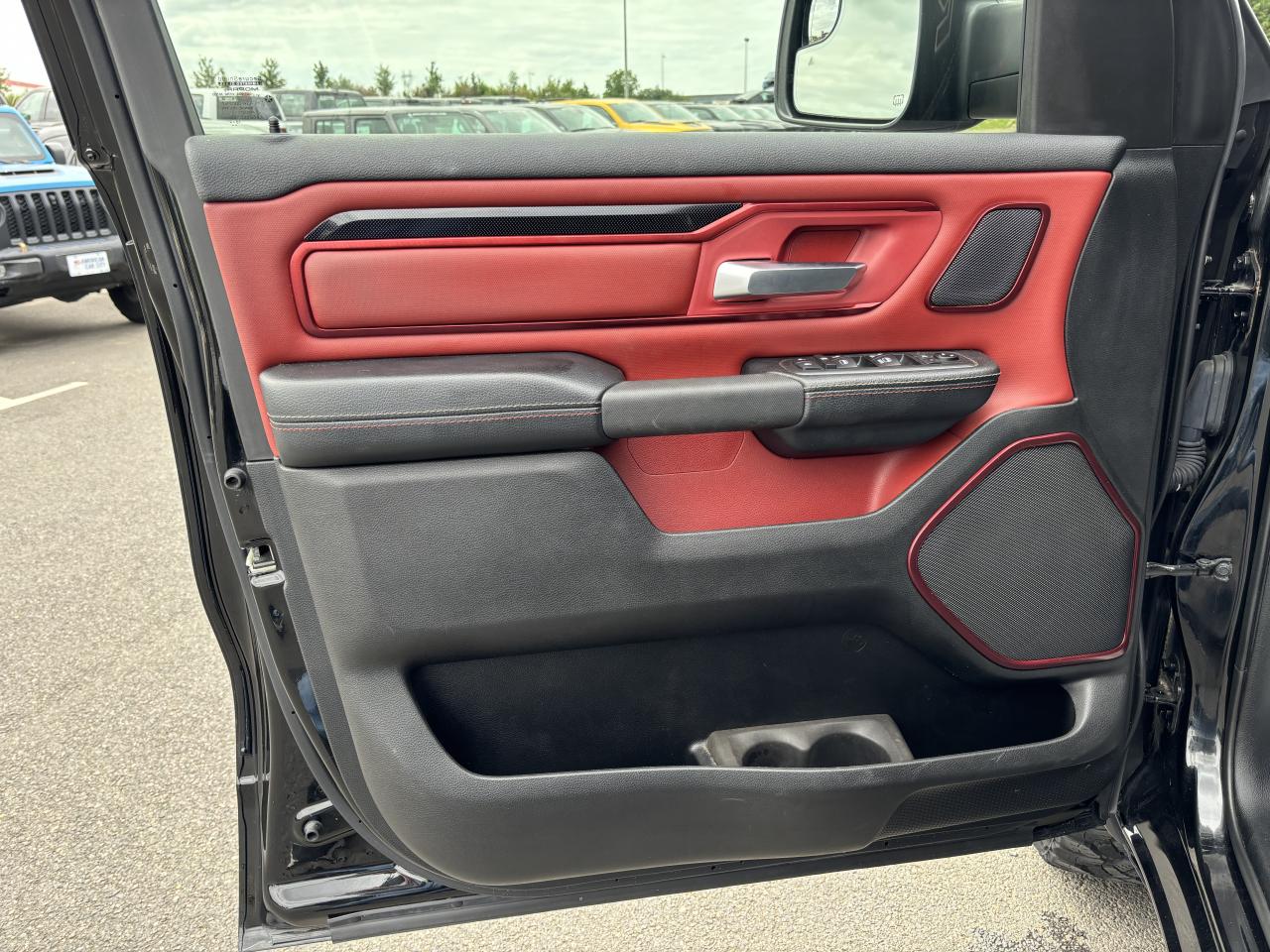 DODGE RAM 1500 CREW REBEL AIR