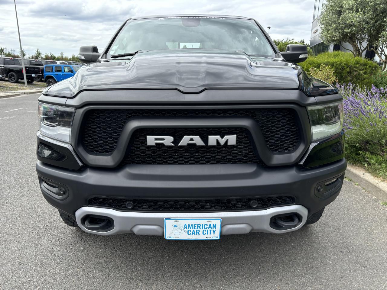 DODGE RAM 1500 CREW REBEL AIR