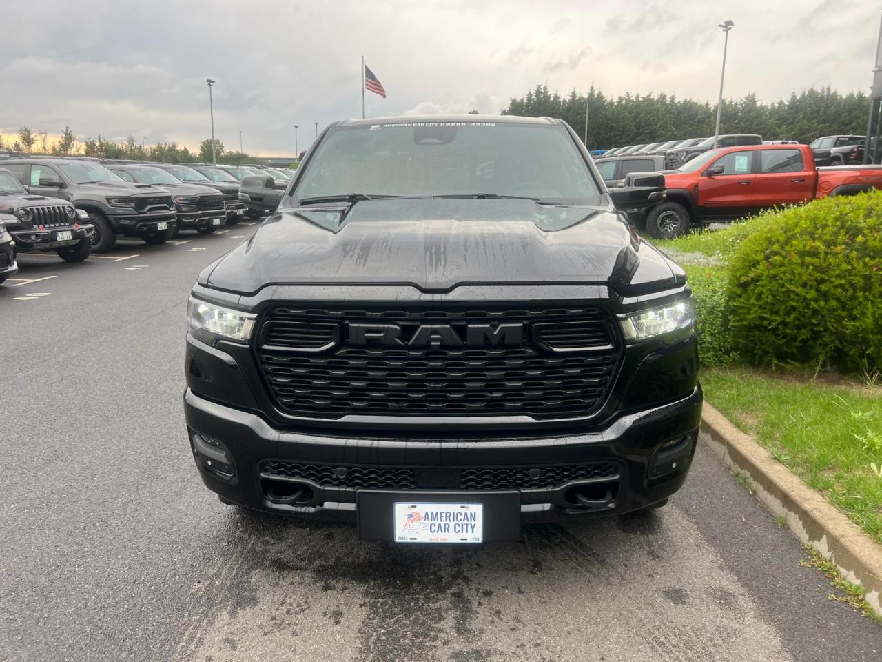 DODGE RAM 1500 CREW CAB BIGHORN NIGHT EDITION 2025