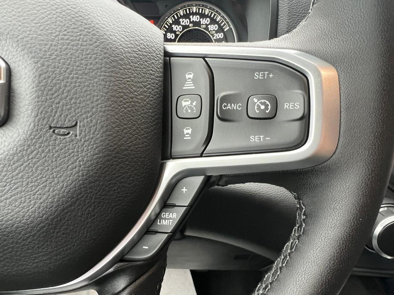 DODGE RAM 1500 CREW CAB BIGHORN NIGHT EDITION 2025