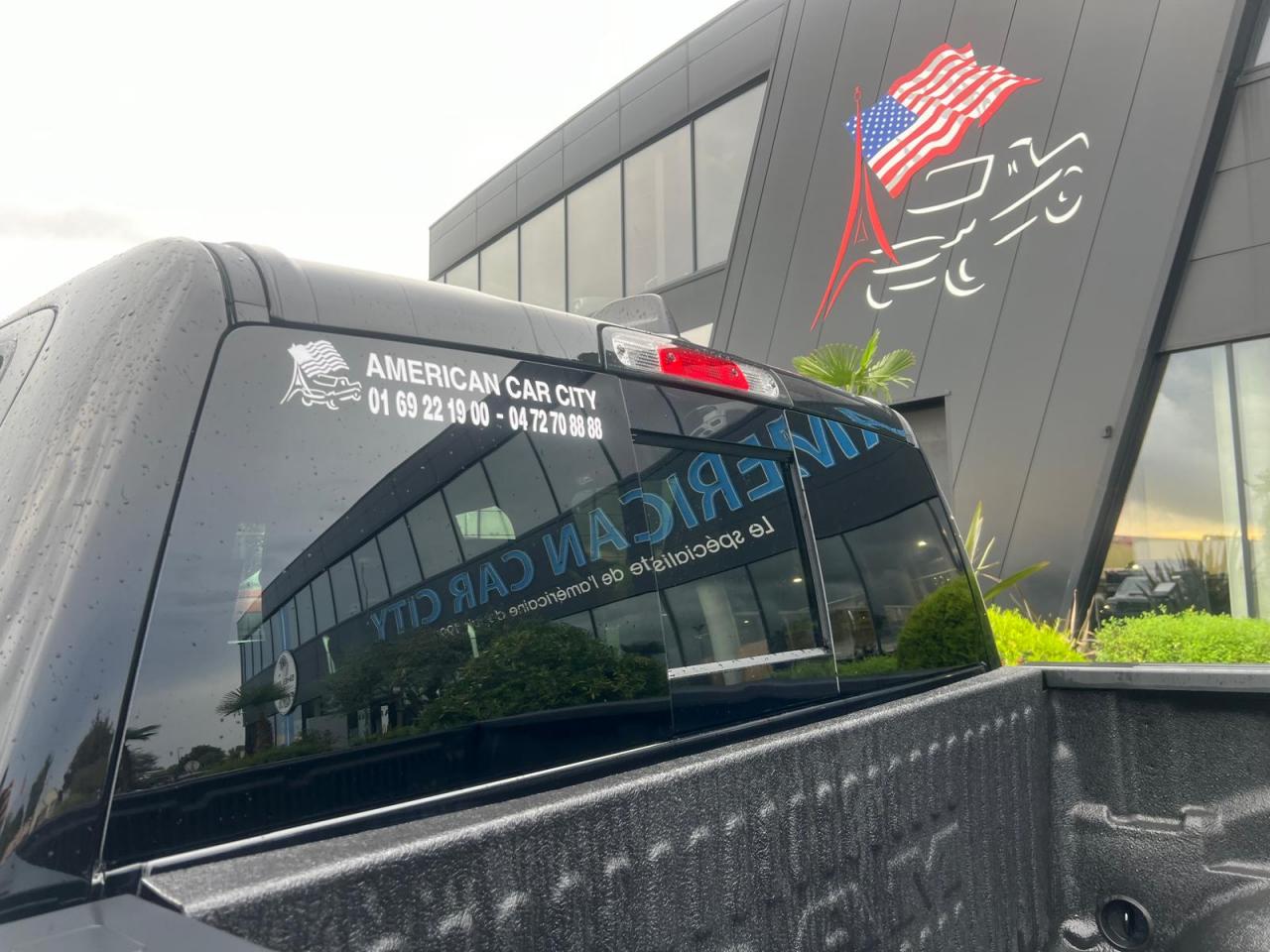 DODGE RAM 1500 CREW CAB BIGHORN NIGHT EDITION 2025