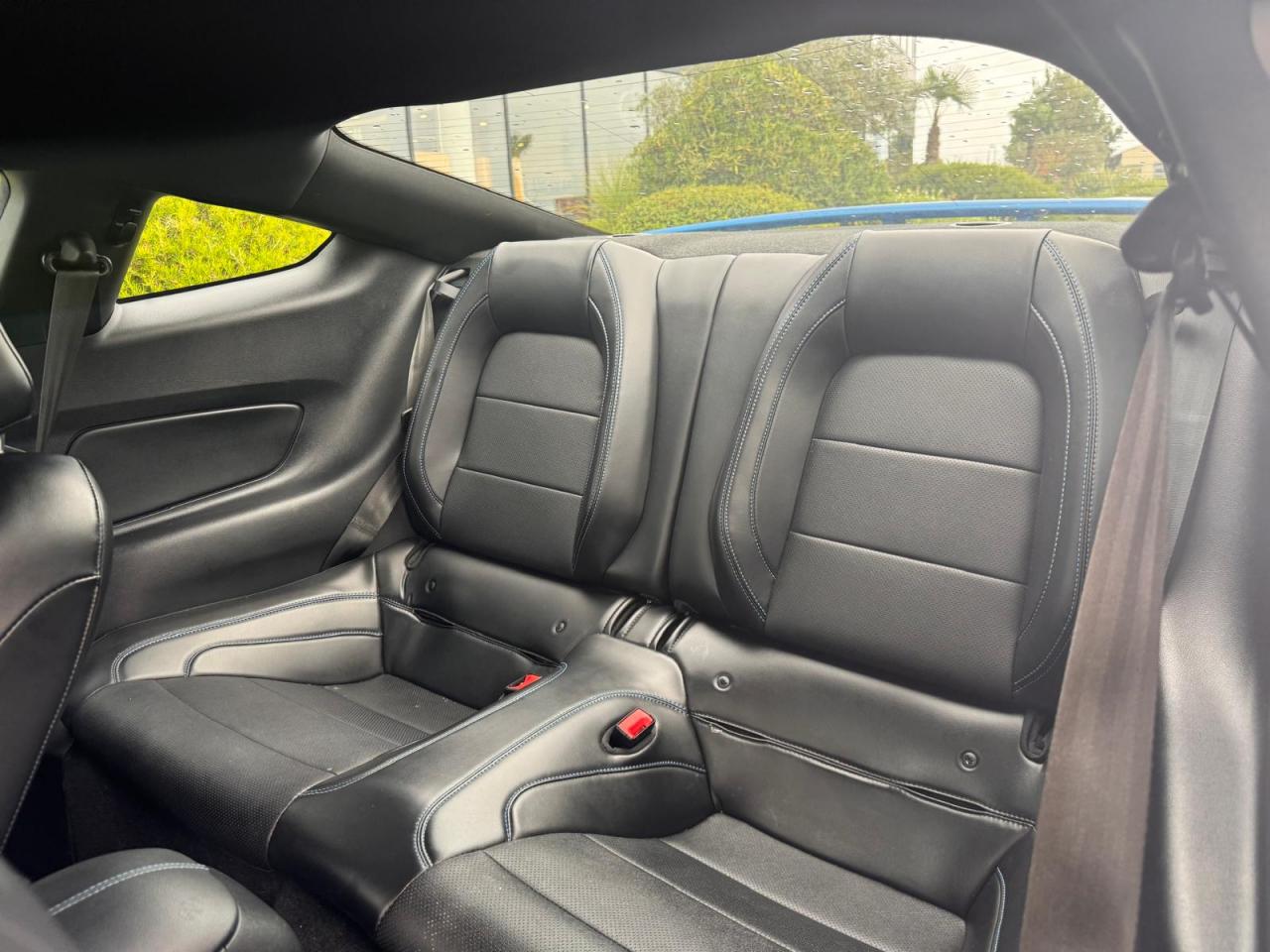 FORD MUSTANG GT FASTBACK 5.0L V8 450ch