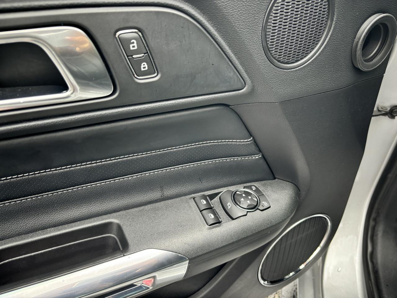 FORD MUSTANG GT FASTBACK V8 5.0L BVA10