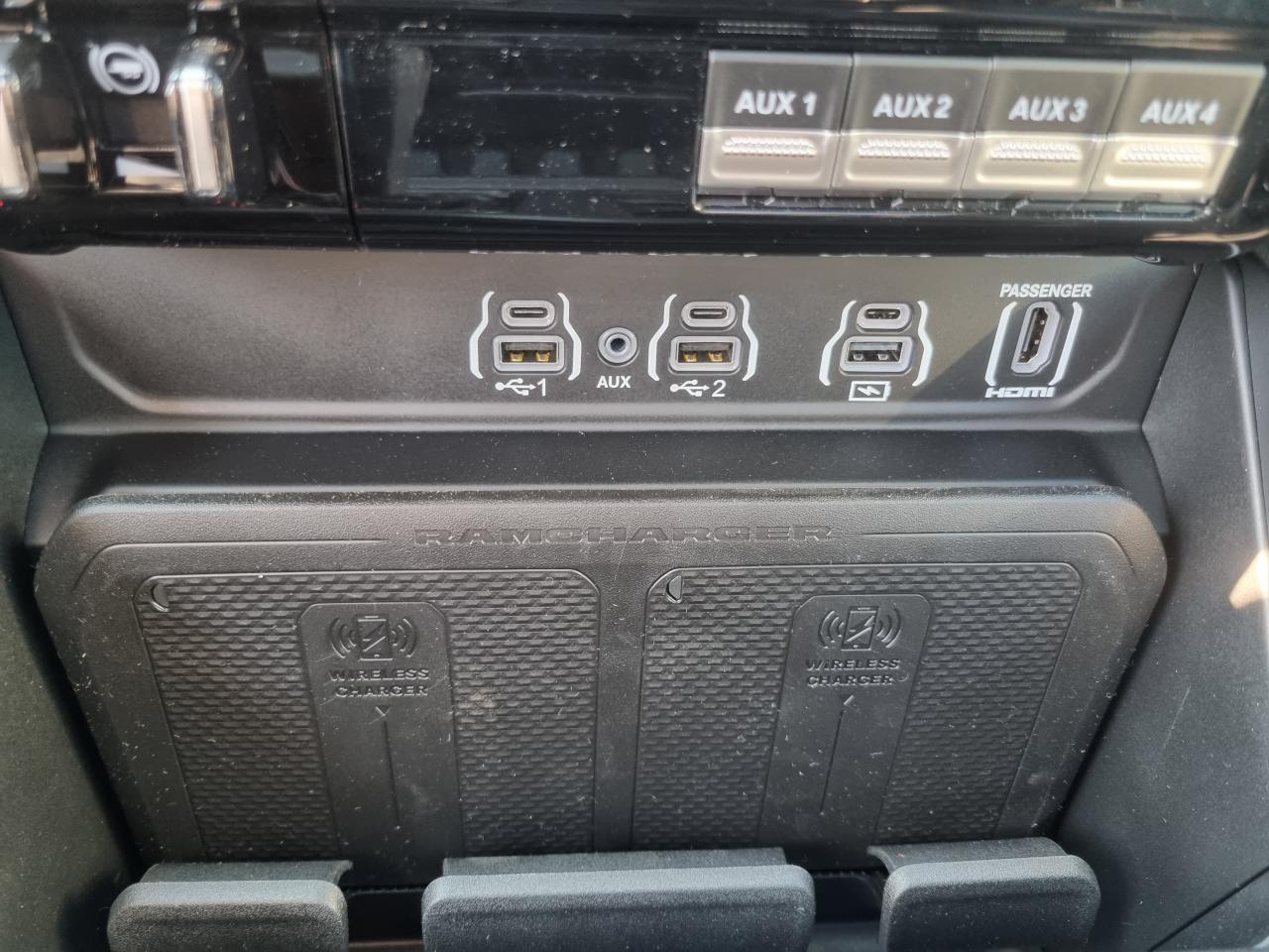 DODGE RAM 1500 CREW RHO