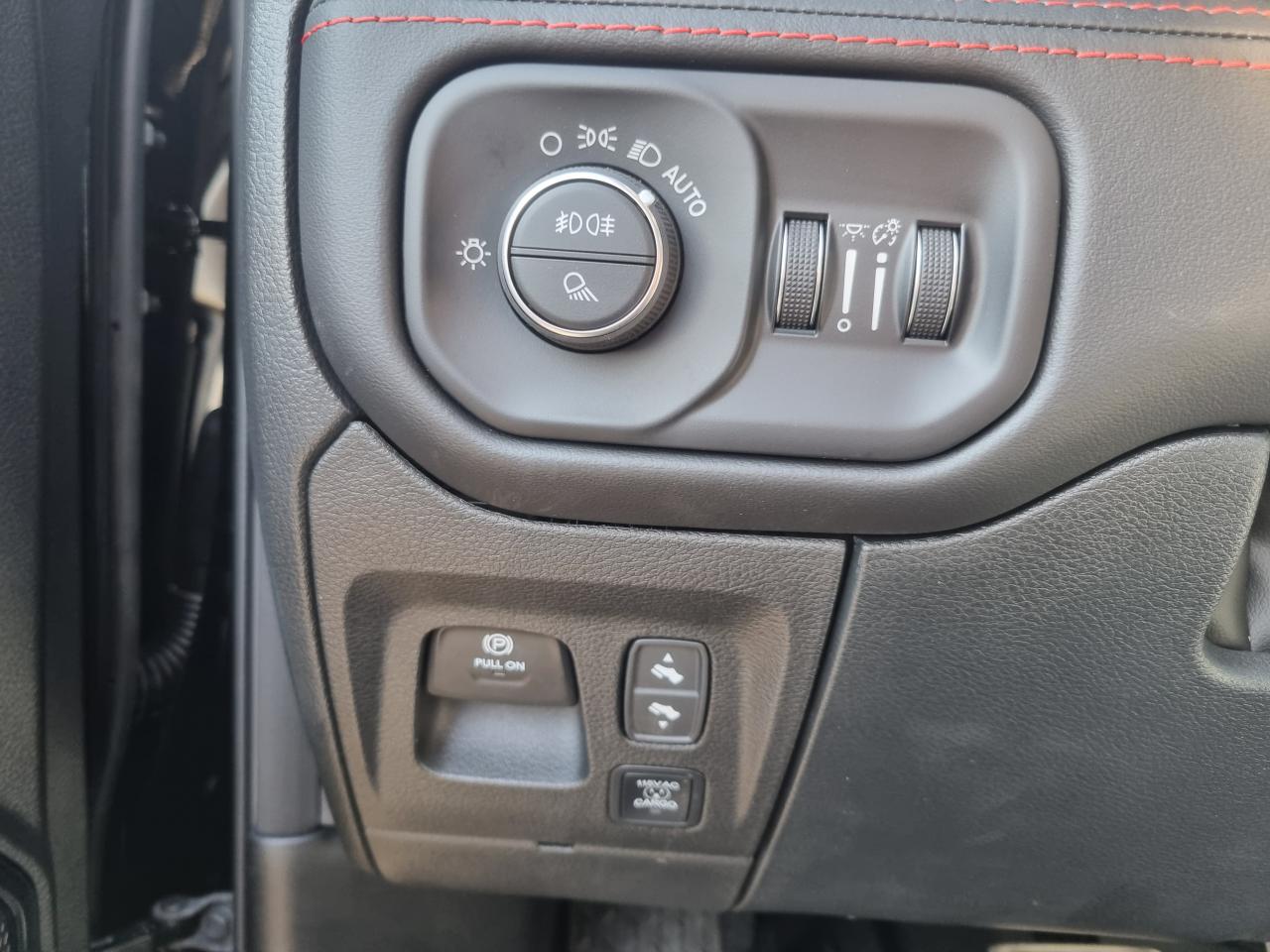 DODGE RAM 1500 CREW RHO