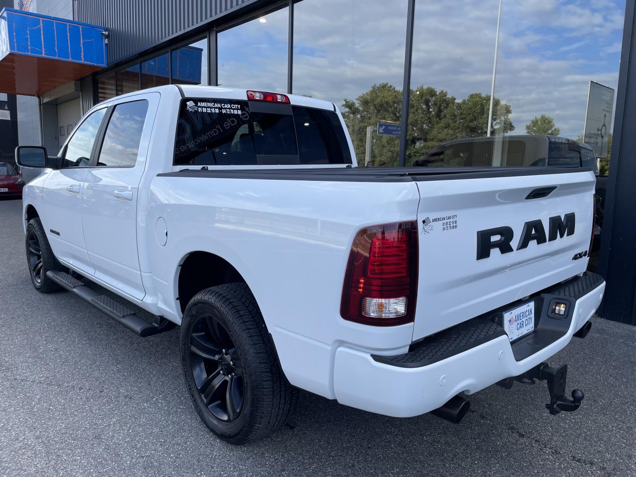 DODGE RAM CREW SPORT CLASSIC BLACK PACKAGE