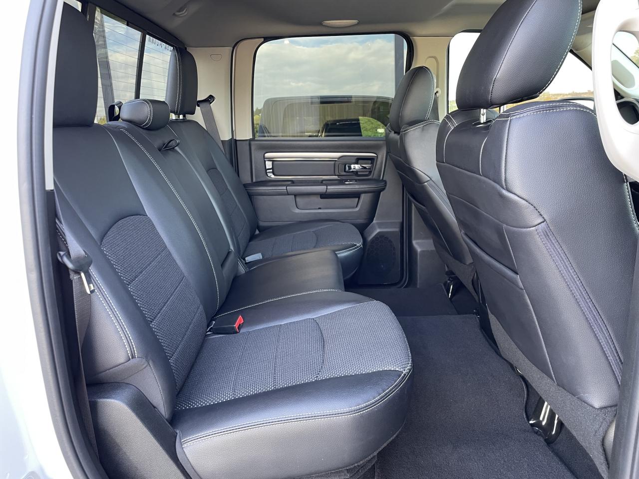 DODGE RAM CREW SPORT CLASSIC BLACK PACKAGE