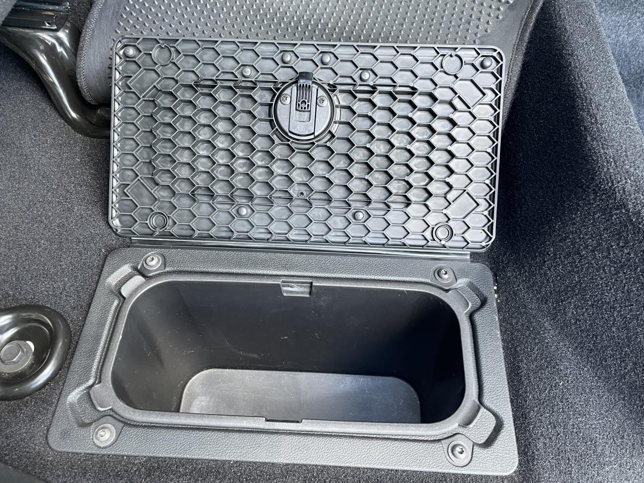 DODGE RAM CREW SPORT CLASSIC BLACK PACKAGE