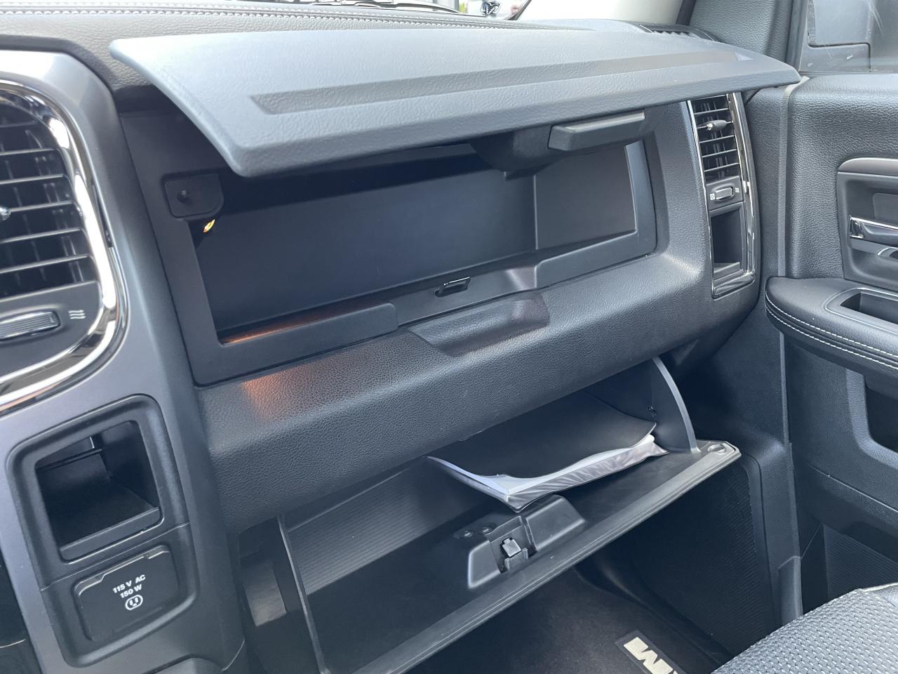 DODGE RAM CREW SPORT CLASSIC BLACK PACKAGE