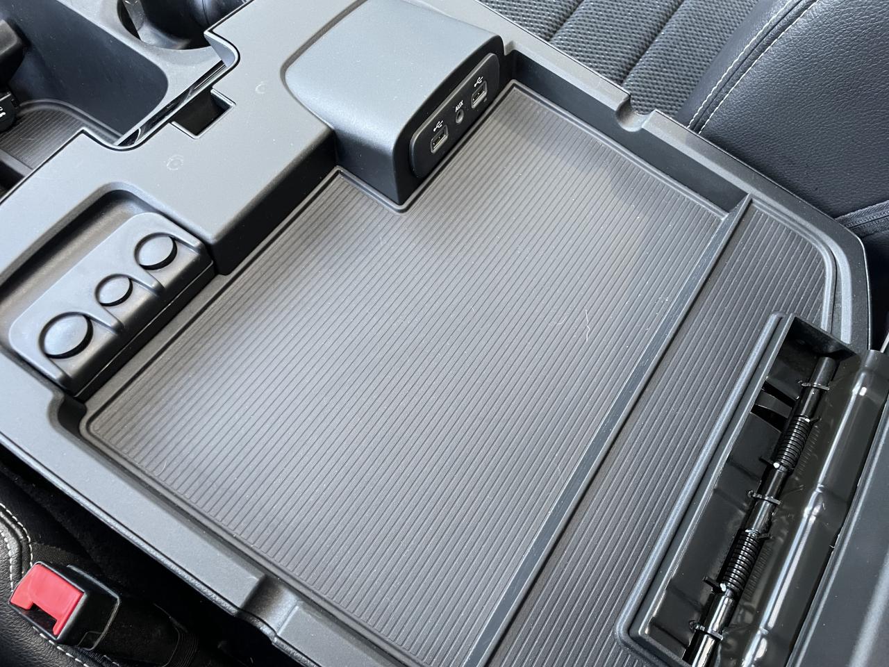 DODGE RAM CREW SPORT CLASSIC BLACK PACKAGE