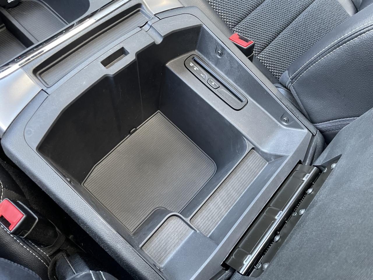 DODGE RAM CREW SPORT CLASSIC BLACK PACKAGE