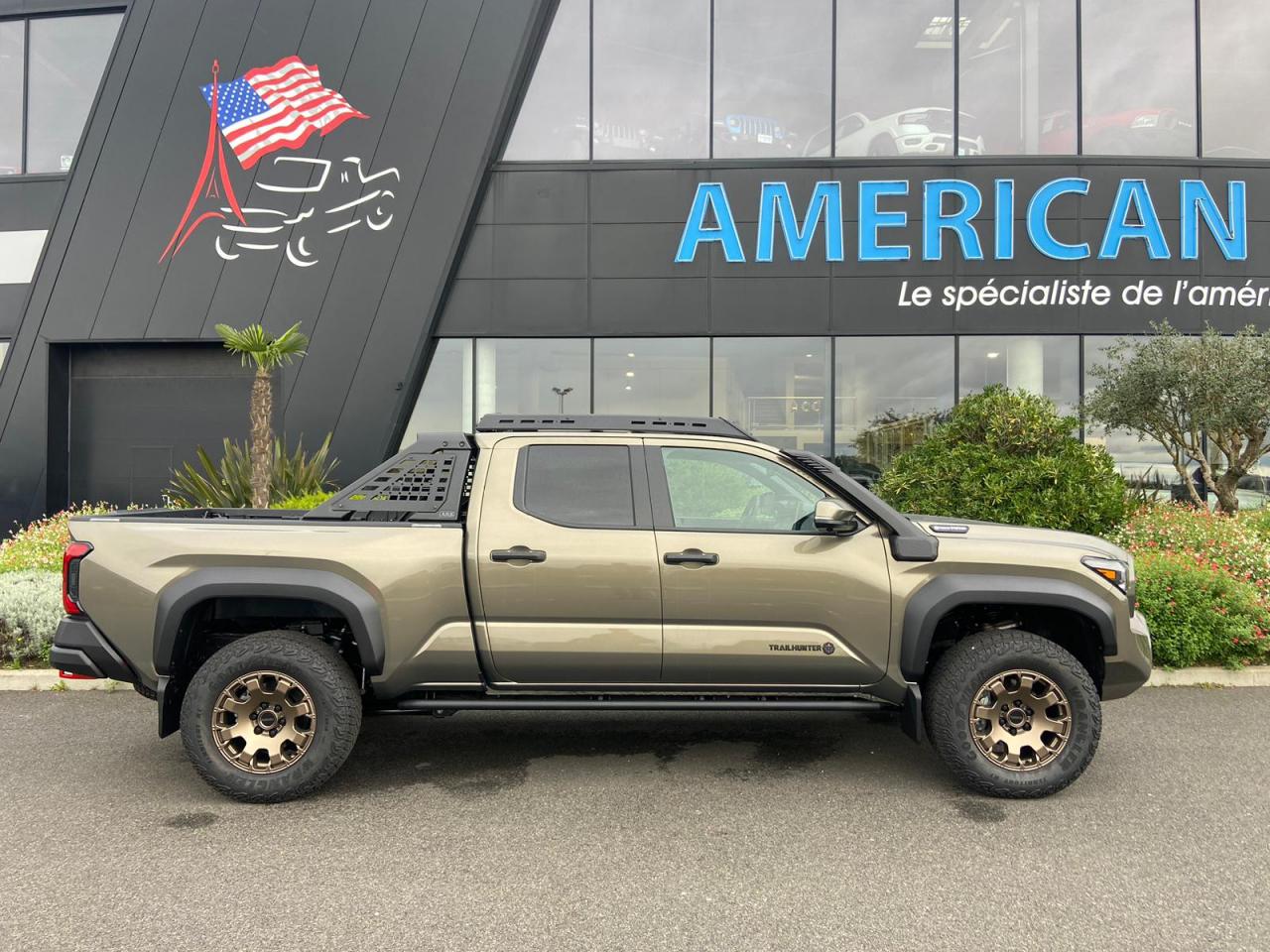 TOYOTA TACOMA 4X4 Double Cab Hybrid Trailhunter