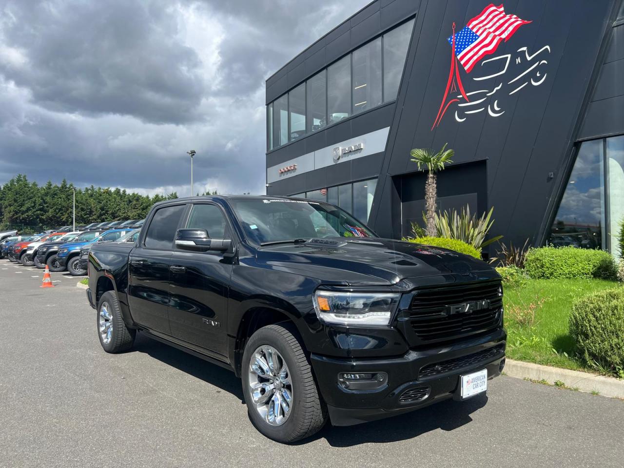 DODGE RAM 1500 CREW SPORT V8 5.7L HEMI