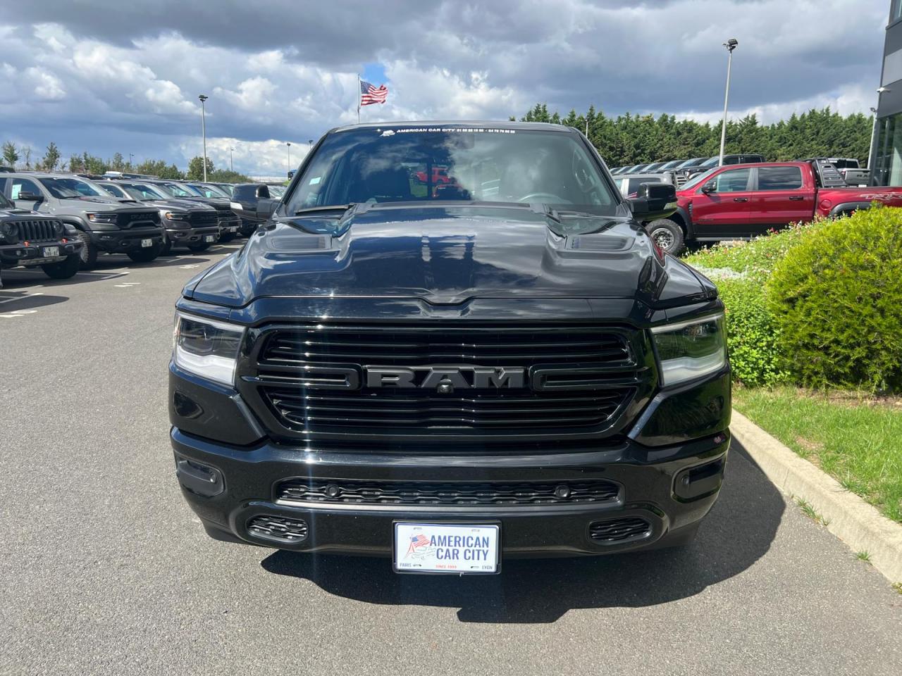 DODGE RAM 1500 CREW SPORT V8 5.7L HEMI