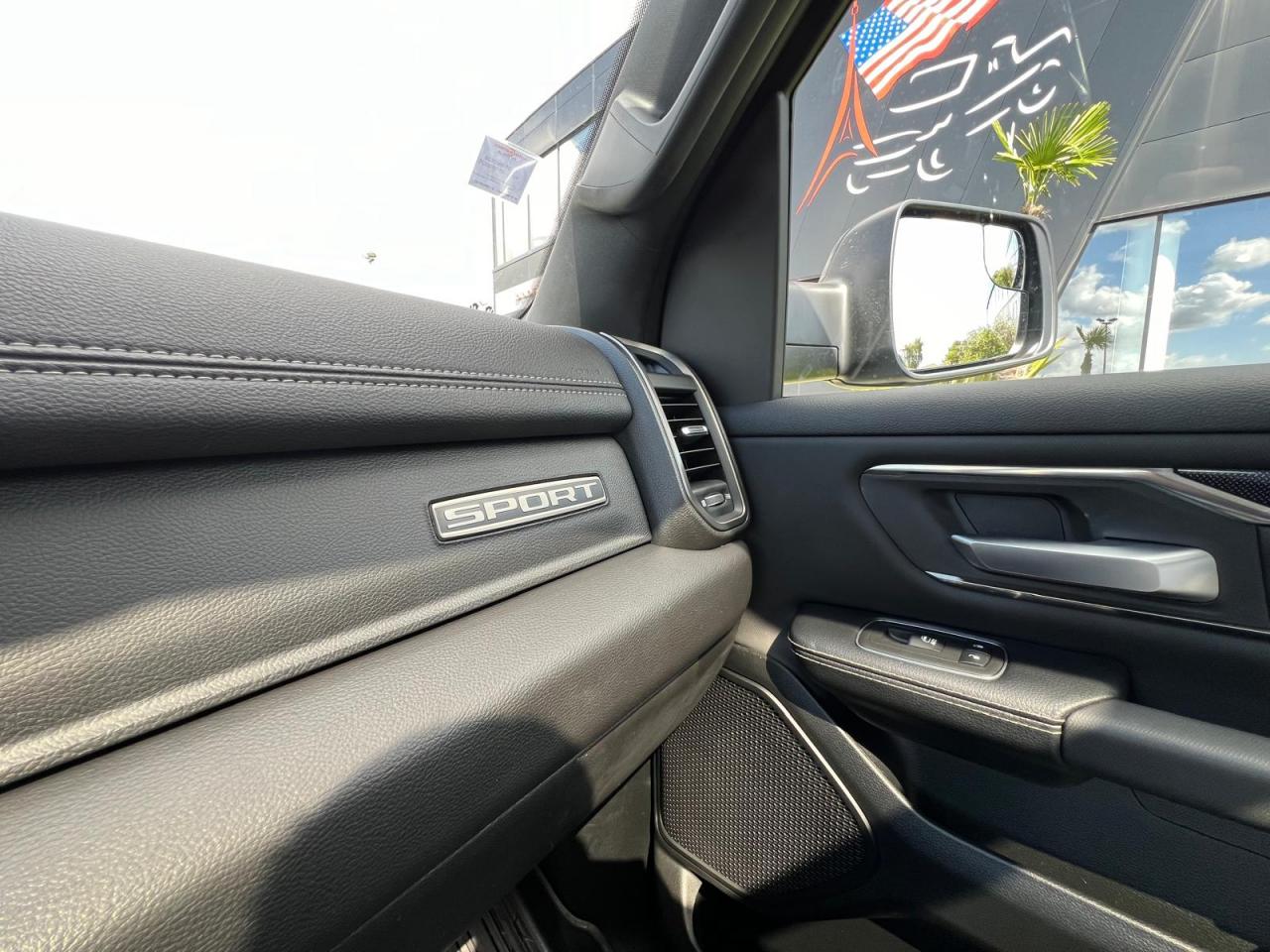 DODGE RAM 1500 CREW SPORT V8 5.7L HEMI