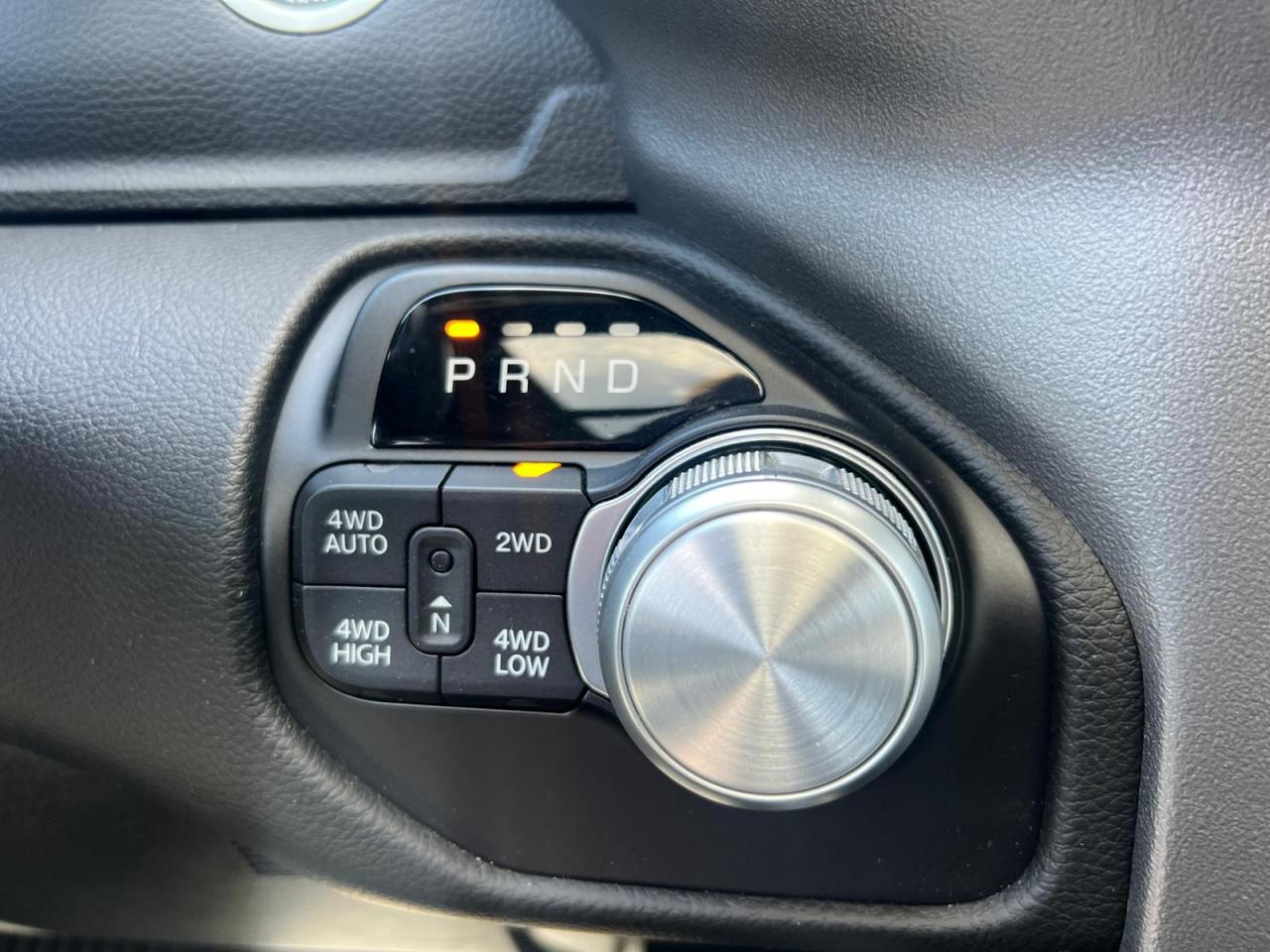 DODGE RAM 1500 CREW SPORT V8 5.7L HEMI