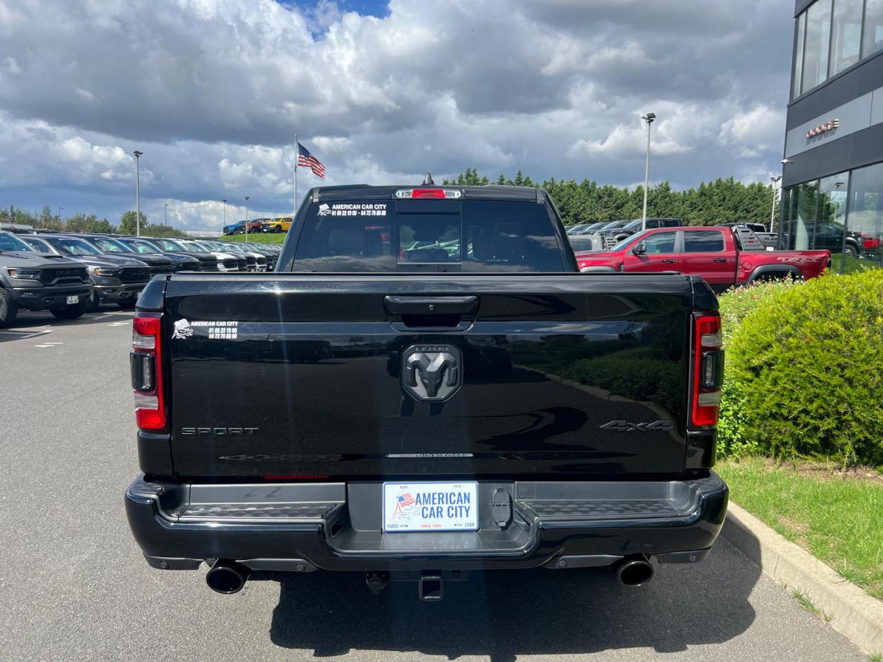 DODGE RAM 1500 CREW SPORT V8 5.7L HEMI