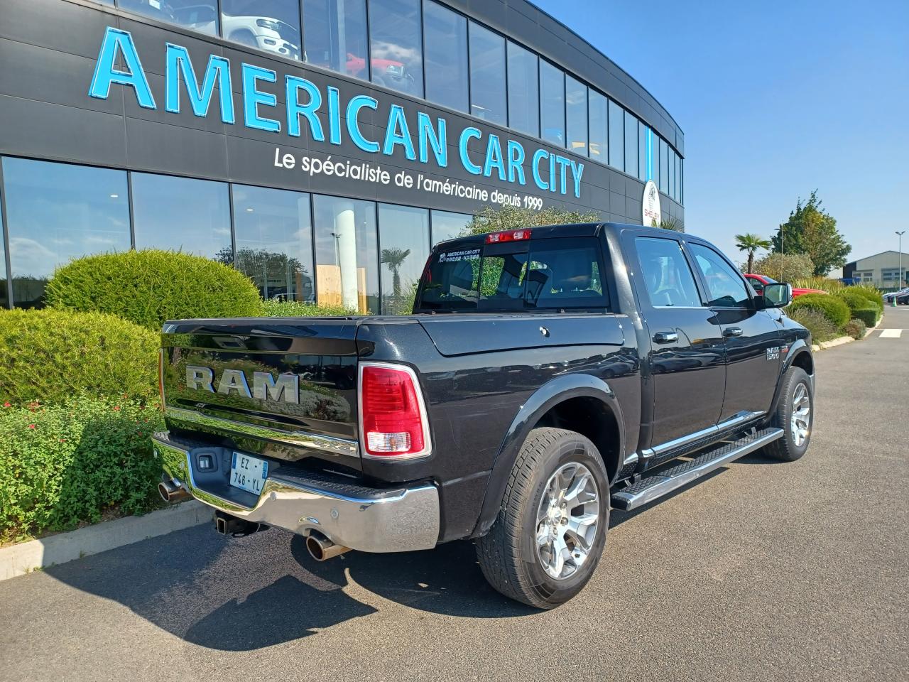DODGE RAM 1500 crew LIMITED RAMBOX V8 5.7L 395ch