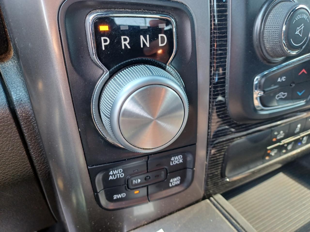 DODGE RAM 1500 crew LIMITED RAMBOX V8 5.7L 395ch