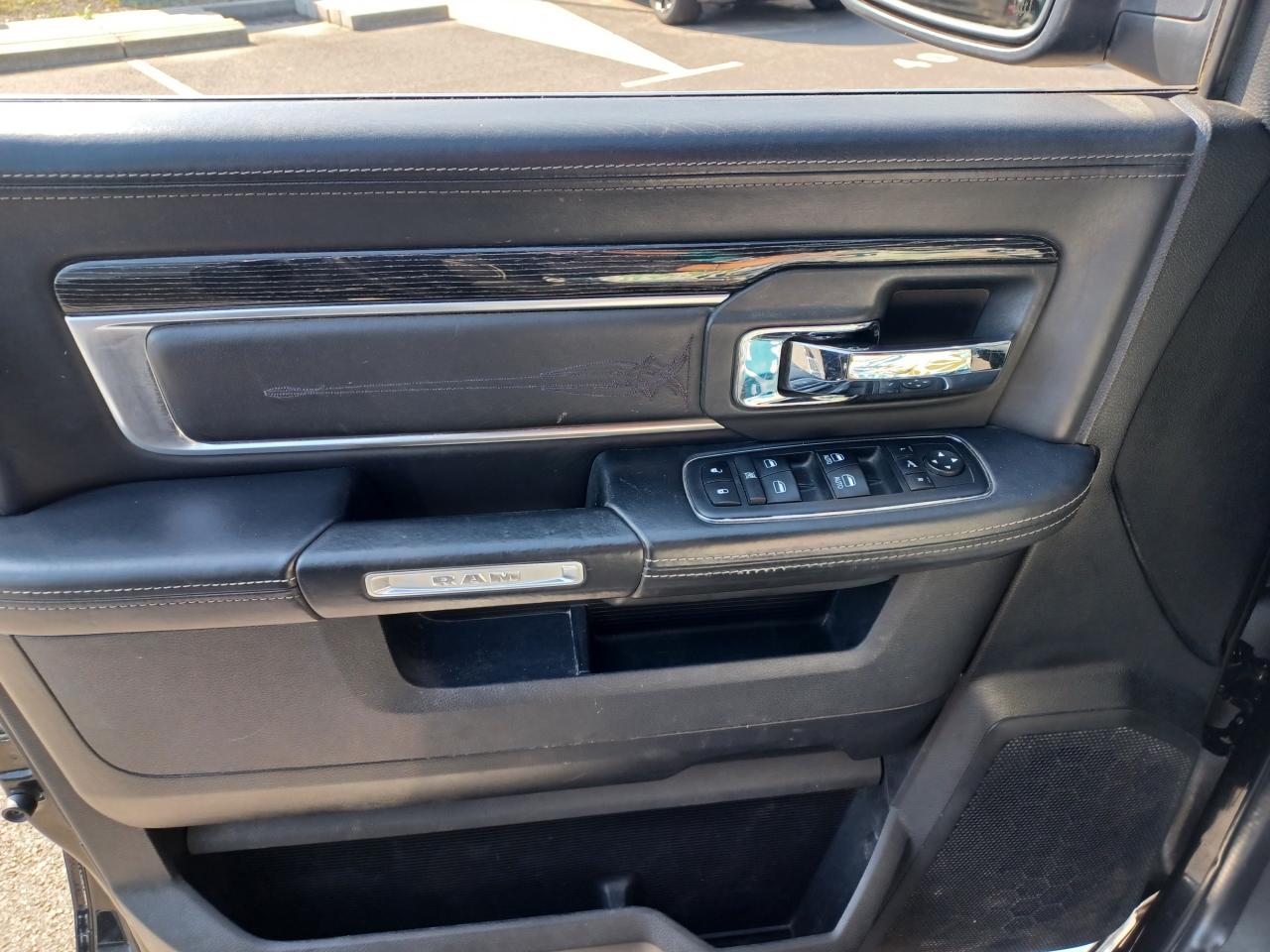 DODGE RAM 1500 crew LIMITED RAMBOX V8 5.7L 395ch