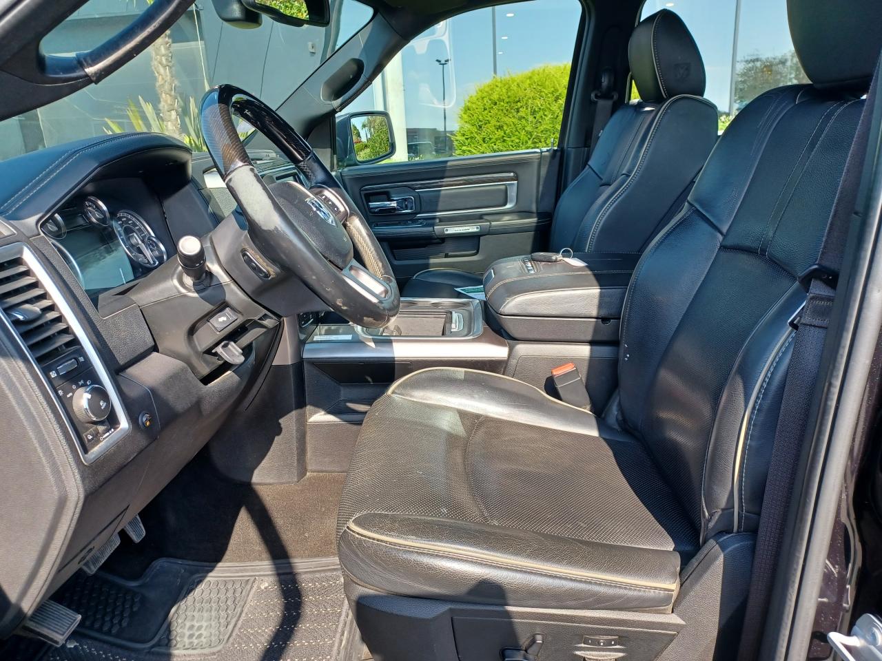 DODGE RAM 1500 crew LIMITED RAMBOX V8 5.7L 395ch